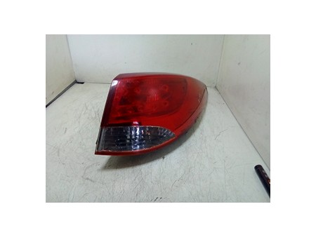 FANALE POST. PARTE EST. DX. HYUNDAI IX35 (02/10-) D4FD 924022Y000 HYUNDAI IX35 (02/10-) D4FD 924022Y000