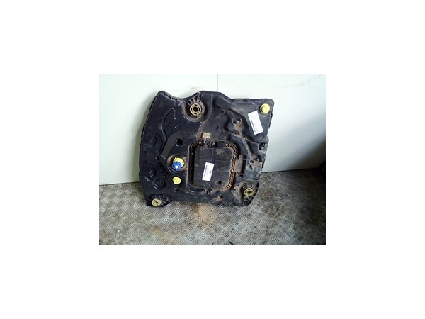 SERBATOIO ATTIVO UREA SCR PEUGEOT 2008 (03/13-05/16) 9H06 NB8529017051004 PEUGEOT 2008 (03/13-05/16) 9H06 NB8529017051004