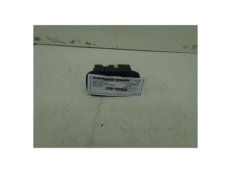 BLOCCO COMANDI ALZACRISTALLI TOYOTA AURIS (01/07-) 1NRFE 8482002230