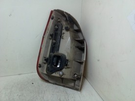 FANALE POST. DX OPEL ZAFIRA (T98) (03/99-12/05) Y20DTH NB0868016021011DX