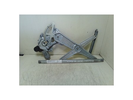 ALZACRISTALLO PORTA ANT. DX. TOYOTA YARIS (10/01-11/05)     (FRP) 1NDTV 698100D020