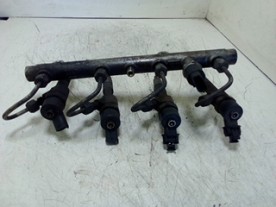 INIETTORE DIESEL RENAULT LAGUNA 2A SERIE (03/01-09/07) F9Q752 8200100272