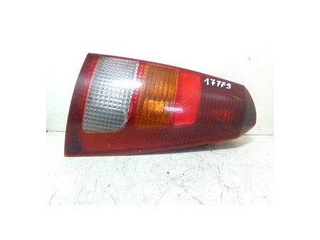 FANALE POST. DX. FORD FOCUS (CAK) (10/01-04/05) F9DA 1233322