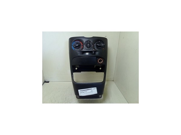BLOCCO COMANDO CLIMATIZZAZIONE FIAT PUNTO (51) (01/12-01/13) 199A9000 735548357