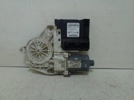 MOTORINO ALZACRISTALLO PORTA ANT. C/ DX. AUDI A3 (8P) (04/03-06/10) BLS 8P0959802G