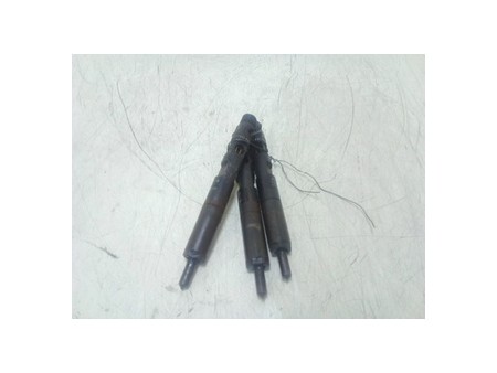 INIETTORE DIESEL RENAULT CLIO 2A SERIE (05/01-11/10) K9K704 7701477005