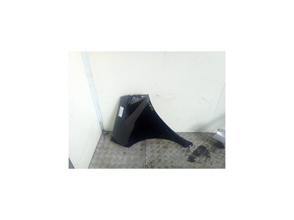 PARAFANGO ANT. DX. MERCEDES-BENZ CLASSE A (W/C169) (07/04-04/13 640940 A1698810201