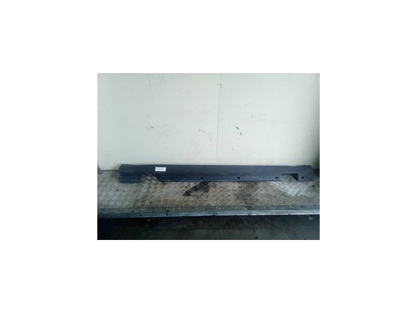 SOTTOPORTA DX MERCEDES CLASSE GL    (X164)  NB5236000033003671999999DX