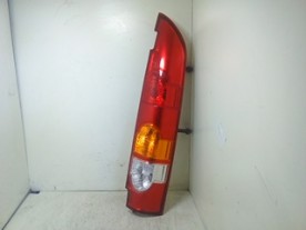 FANALE POST. P/PORTELLO POST. DX. RENAULT KANGOO (04/03-03/09) K9KV7 8200150621