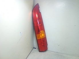 FANALE POST. P/PORTELLO POST. SX. RENAULT KANGOO (04/03-03/09) K9KV7 8200150619