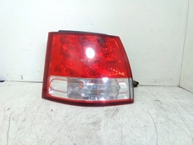 FANALE POST. PARTE EST. DX. CITROEN C-CROSSER (08/07-01/13) 4HN 6351EG