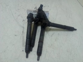 INIETTORE DIESEL OPEL MERIVA (X03) (03/03-12/10) Z17DT 98433634