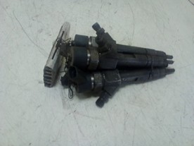 INIETTORE DIESEL RENAULT LAGUNA 2A SERIE (03/01-09/07) F9Q752 8200100272