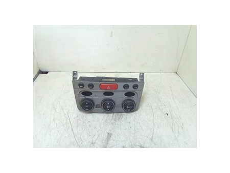 BLOCCO COMANDO CLIMATIZZAZIONE ALFA ROMEO 147 (W8) (08/00-01/06) AR37203 156074113