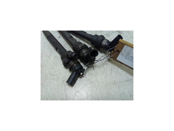 INIETTORE BMW SERIE 1 (E87) (09/04-03/07) 204D4 13537793836
