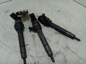 INIETTORE BMW SERIE 1 (E87) (09/04-03/07) 204D4 13537793836