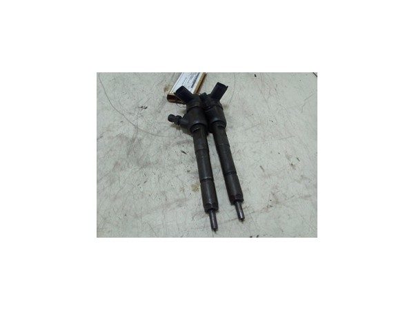 INIETTORE DIESEL OPEL ASTRA (A04) (01/04-03/11) Z13DTH 93190435