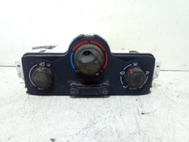 BLOCCO COMANDO CLIMATIZZAZIONE RENAULT MEGANE 2A SERIE (09/02-02/06)  7701055146