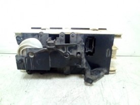 BLOCCO COMANDO CLIMATIZZAZIONE C/A/C MERCEDES-BENZ CLASSE A (W168) (03/01-06/04) 668942 A1688302285