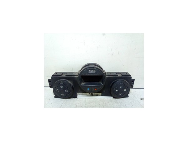 BLOCCO COMANDO CLIMATIZZAZIONE RENAULT CLIO 3A SERIE (07/05-05/09)  7701070473