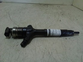 INIETTORE DIESEL TOYOTA AVENSIS (04/03-04/09) 1CDFTV 2367009030