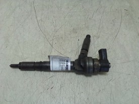 INIETTORE DIESEL OPEL ASTRA (A04) (01/04-03/11) Z17DTL 98433635