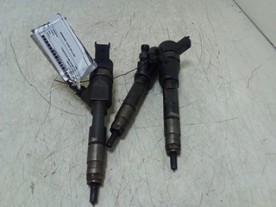 INIETTORE DIESEL RENAULT SCENIC 2A SERIE (06/03-08/09) F9Q804 8200389369