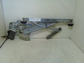 ALZACRISTALLO PORTA ANT. DX. TOYOTA YARIS (03/99-11/05)     (JPP) 2NZFE 6981052020