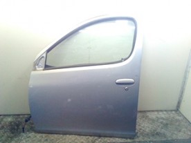 PORTA ANT. SX. TOYOTA YARIS VERSO (04/00-10/06) 2NZFE 6700252030