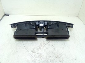 BOCCHETTA ARIA CENTR. CRUSCOTTO RENAULT SCENIC 3A SERIE (04/09-10/13) K9KJ8 682600036R