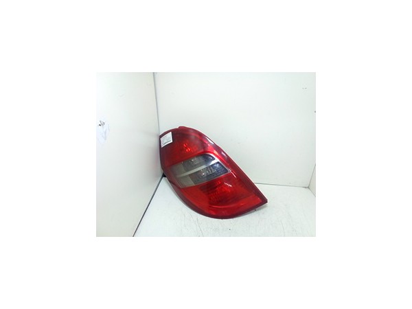 FANALE POST. SX MERCEDES-BENZ CLASSE A (W/C169) (07/04-04/13 640940 NB0868013036006SX