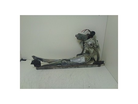ALZACRISTALLO PORTA ANT. DX. TOYOTA YARIS (03/99-11/05)     (JPP) 1NDTV 6981052020