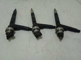 INIETTORE DIESEL OPEL MERIVA (X03) (03/03-12/10) Z17DT 98433634