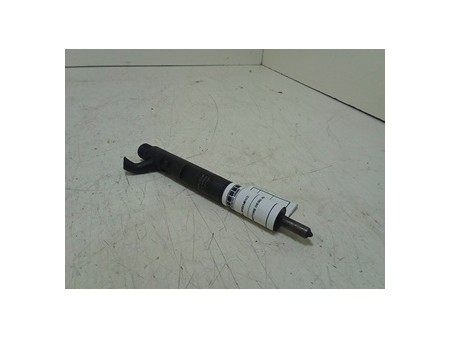 INIETTORE DIESEL RENAULT MEGANE 2A SERIE (09/02-02/06) K9K722 8200567290