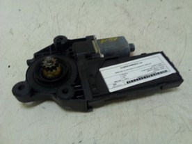 MOTORINO ALZACRISTALLO PORTA ANT. SX. RENAULT SCENIC 3A SERIE (04/09-10/13) K9KJ8 807313653R