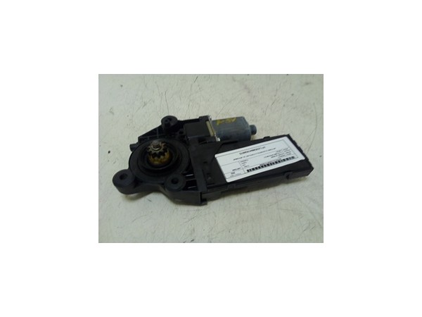 MOTORINO ALZACRISTALLO PORTA ANT. SX. RENAULT SCENIC 3A SERIE (04/09-10/13) K9KJ8 807313653R