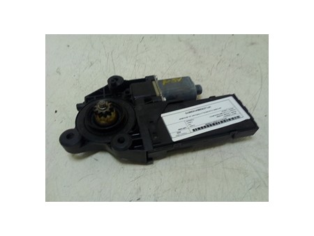 MOTORINO ALZACRISTALLO PORTA ANT. SX. RENAULT SCENIC 3A SERIE (04/09-10/13) K9KJ8 807313653R