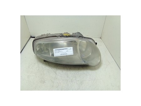 PROIETTORE DX. ALFA ROMEO 147 (W8) (08/00-01/06) 937A2000 46826194