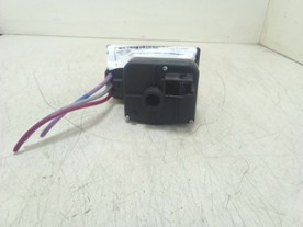INTERRUTTORE BLOCCO COMANDO LUCI MERCEDES-BENZ CLASSE B (T245) (03/05-03/13) 640941 A16954019459174