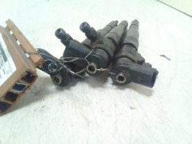 INIETTORE DIESEL BMW SERIE 3 (E46) (09/01-09/05) 204D4 13537789661
