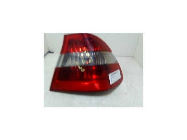 FANALE POST. PARTE EST. DX. BMW SERIE 3 (E46) (09/01-09/05) 204D4 63216946534