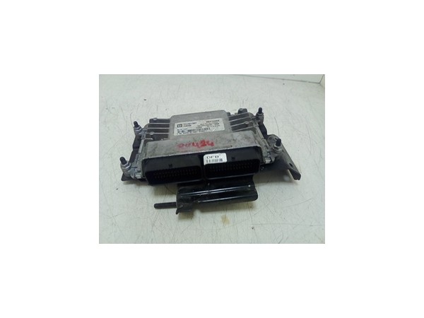 CENTRALINA INIEZIONE CHEVROLET (DAEWOO) SPARK (M300) (01/10-12/15) B10D1 96958816