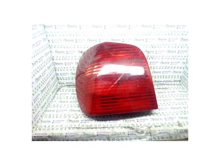FANALE POST. SX VOLKSWAGEN POLO 3A SERIE (11/94-09/01) AUC NB0868023008116SX