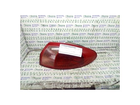 FANALE POST. PARTE EST. DX. ALFA ROMEO 147 (W8) (08/00-01/06) AR37203 46556347