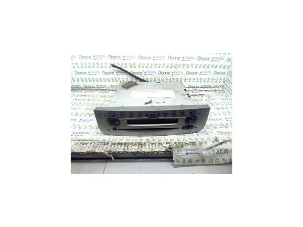 AUTORADIO ALFA ROMEO 147 (W8) (08/00-01/06) AR37203 NB5626001031017
