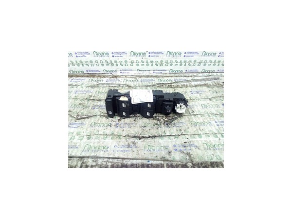 BLOCCO COMANDI ALZACRISTALLI E RETROVISO PEUGEOT 3008 (04/09-10/13) EP6DT 6490X6