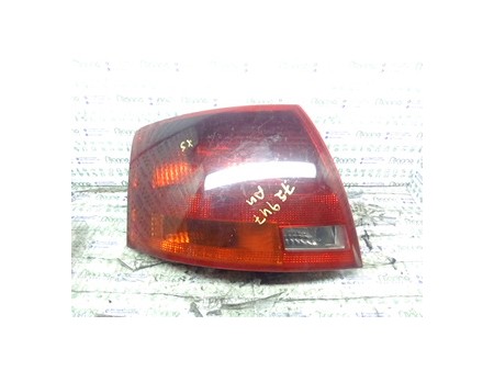 FANALE POST. PARTE EST. SX. AUDI A4 (8E) (10/04-02/08) BRE 8E9945095E