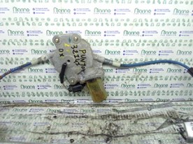 ALZACRISTALLO ELETTR. PORTA ANT. CON DX. FIAT PUNTO (1N/1P) (07/99-12/05) 188A5000 51764549