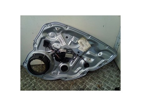 PANNELLO SUPPORTO ALZACRISTALLO PORTA POST. C/ALZACRISTALLO DX. FIAT CROMA (2T) (04/05-10/07) 939A2000 71740202
