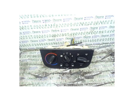 BLOCCO COMANDO CLIMATIZZAZIONE OPEL CORSA (X01) (10/00-06/06) Z10XE 9196202